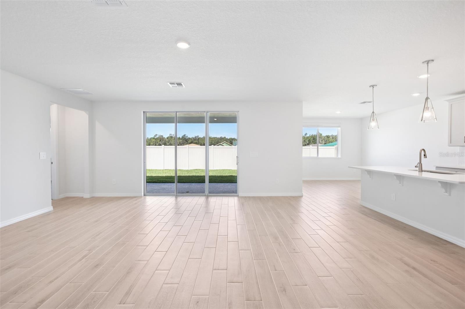Image 7 of 31 For 1799 Draughton Drive