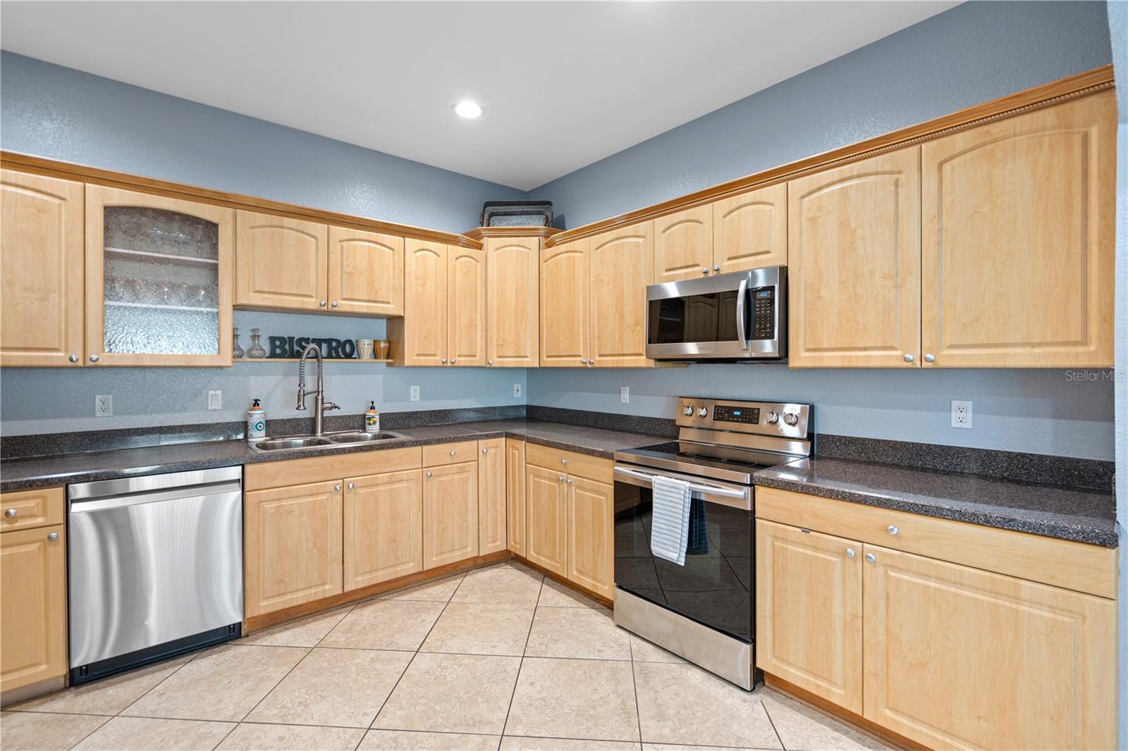 Image 13 of 59 For 2110 Farwell Drive