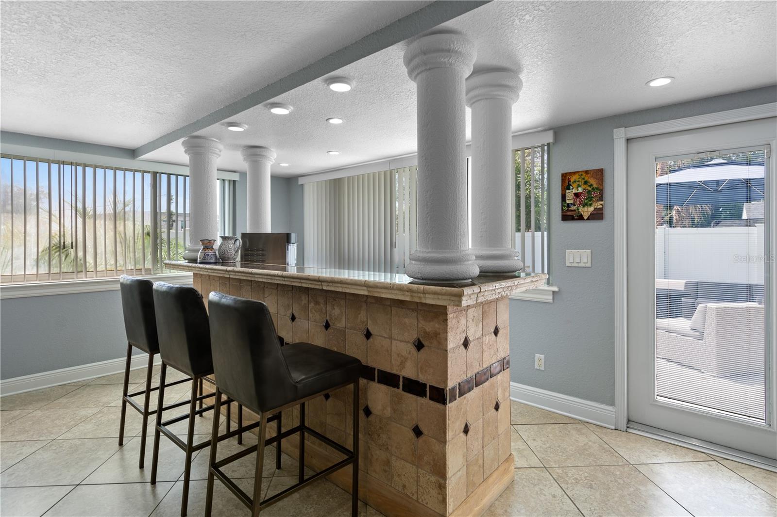 Image 19 of 59 For 2110 Farwell Drive
