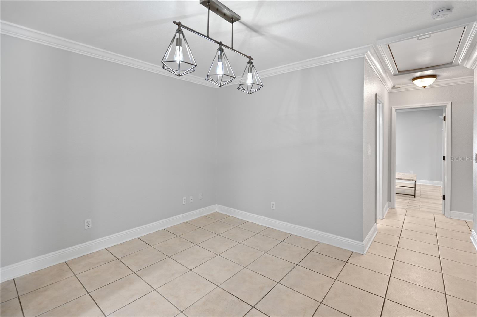 Image 38 of 59 For 2110 Farwell Drive