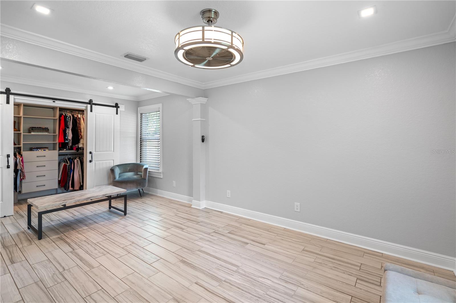 Image 42 of 59 For 2110 Farwell Drive