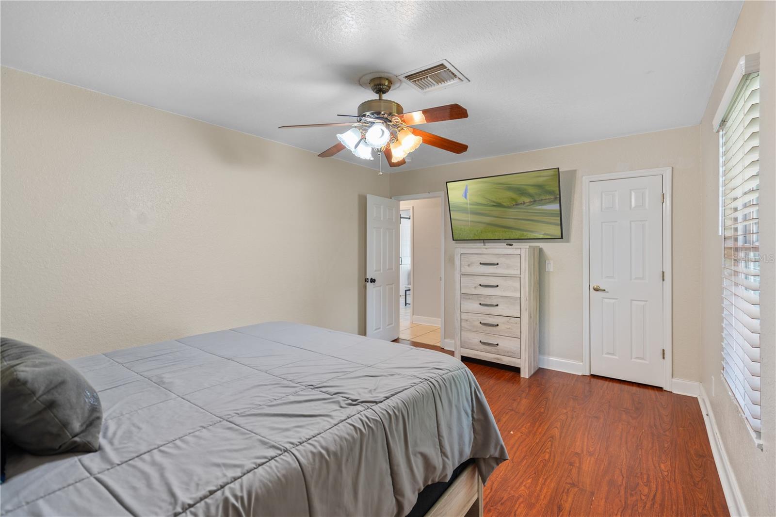 Image 49 of 59 For 2110 Farwell Drive