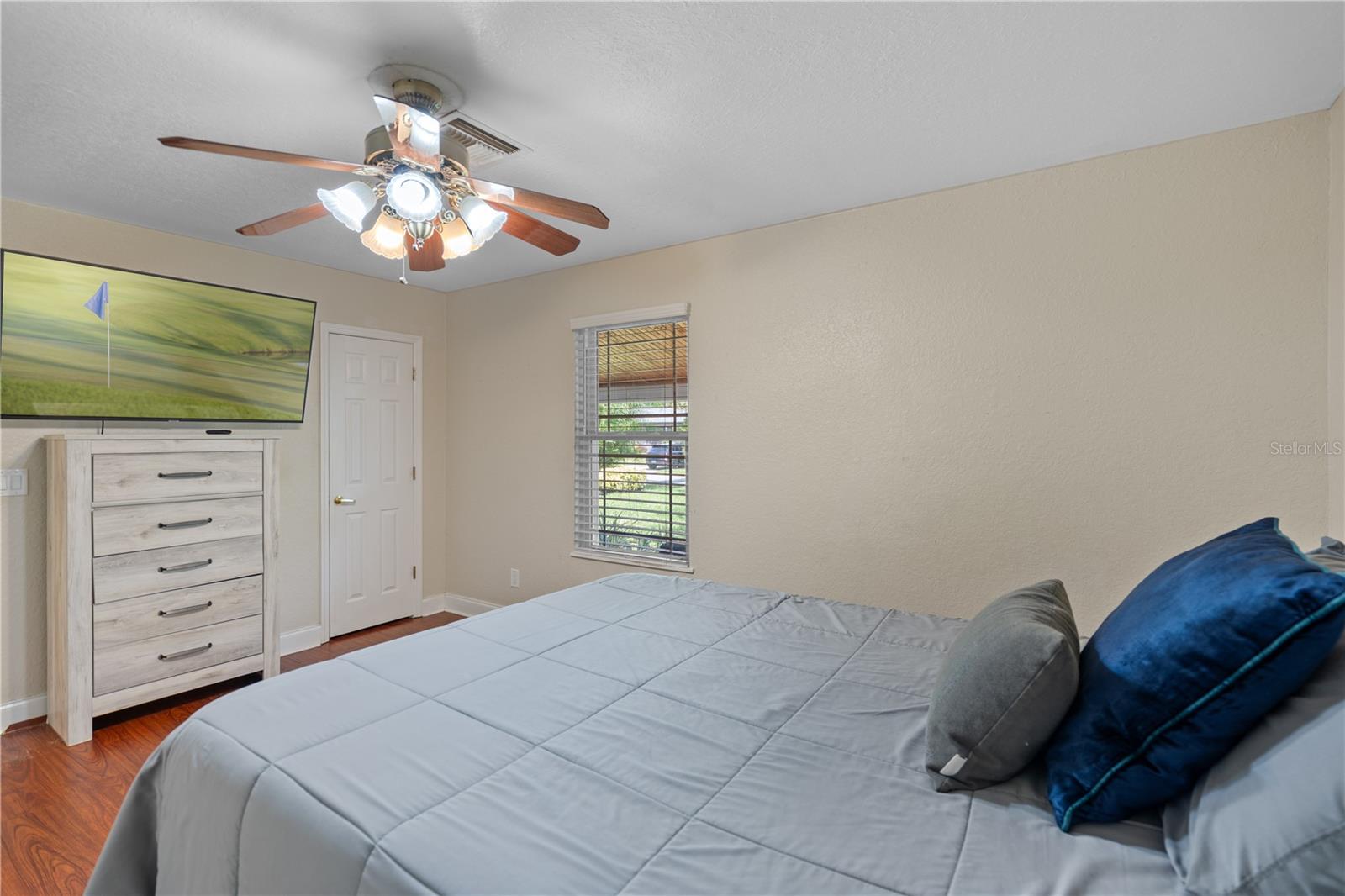 Image 51 of 59 For 2110 Farwell Drive