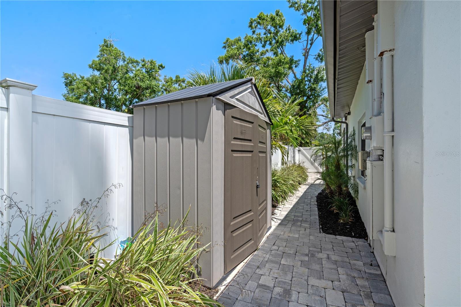 Image 57 of 59 For 2110 Farwell Drive