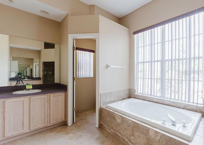 Image 17 of 19 For 2707 Wood Pointe Drive