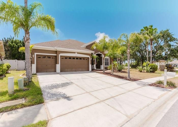Image 2 of 19 For 2707 Wood Pointe Drive