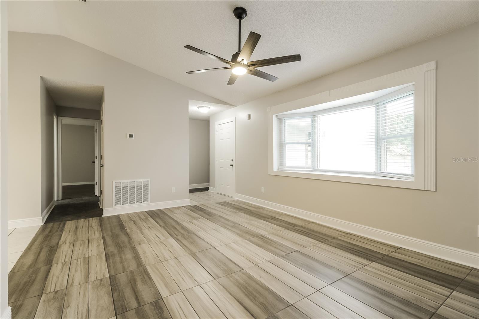 Image 4 of 16 For 506 Providence Boulevard