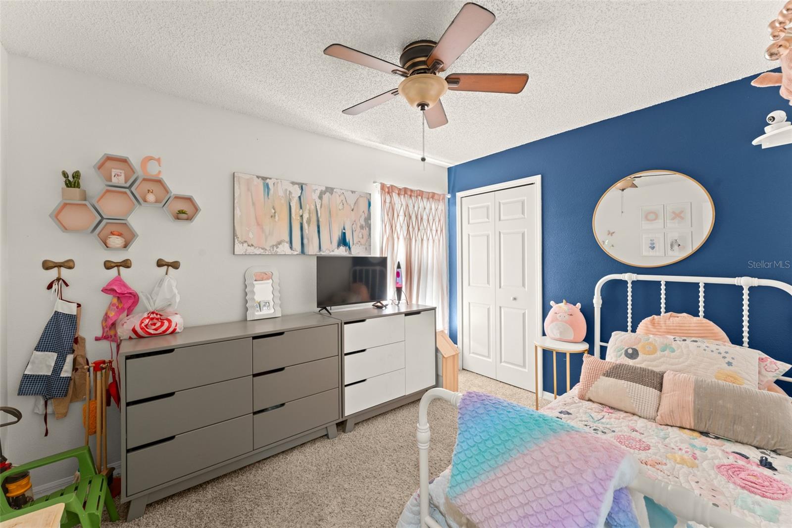 Listing photo id 18 for 3342 Sanborn Lane