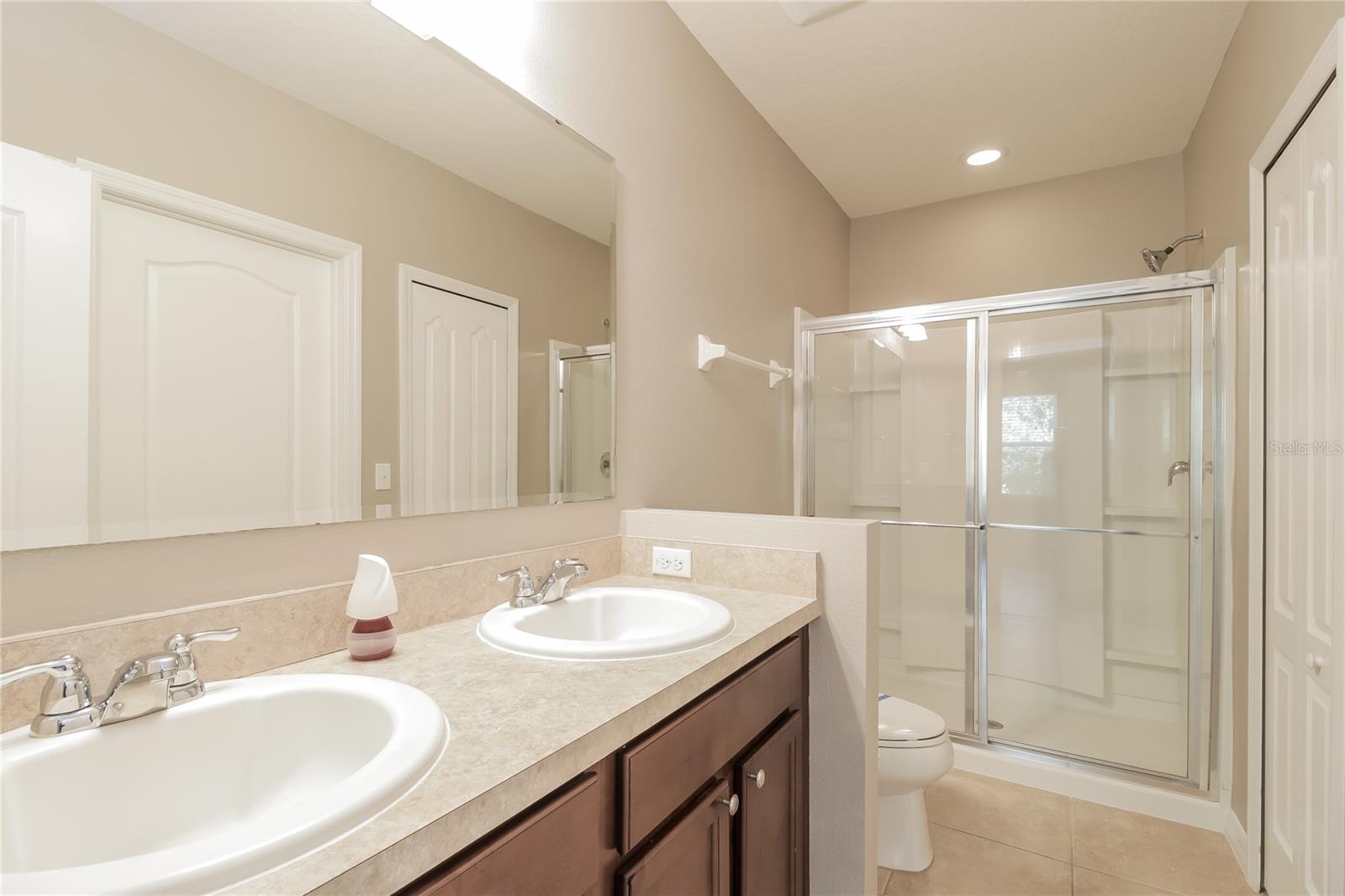 Image 10 of 16 For 4794 Ashurst Street