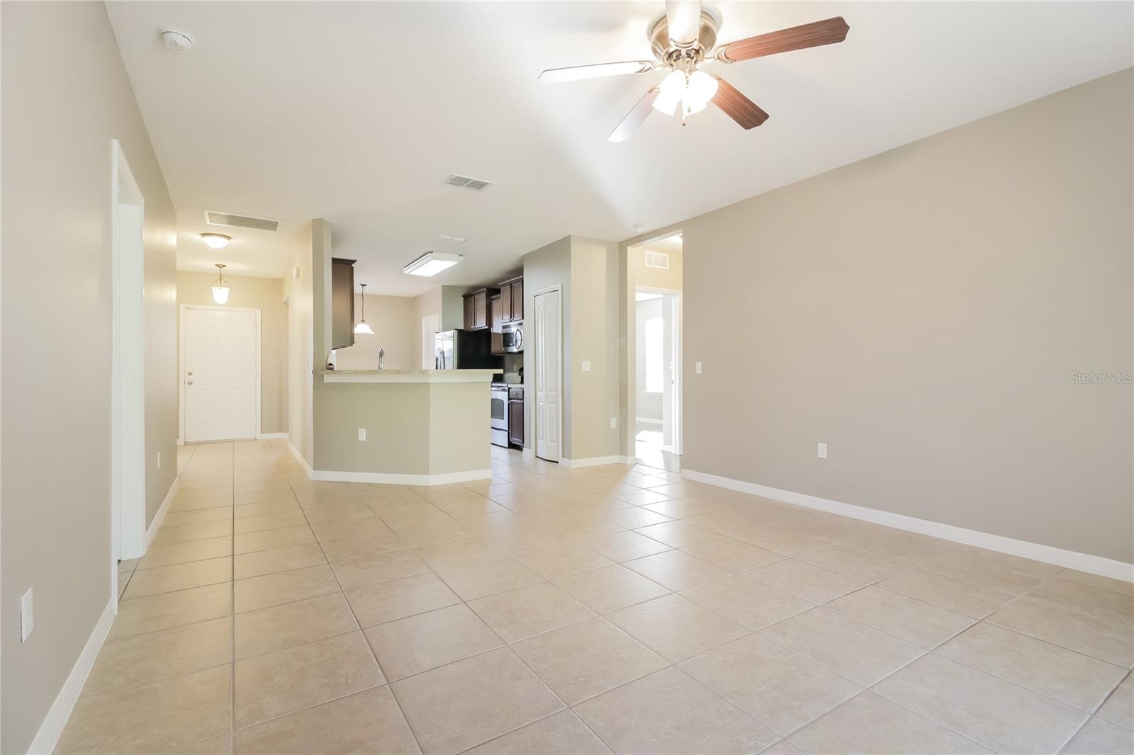 Image 4 of 16 For 4794 Ashurst Street