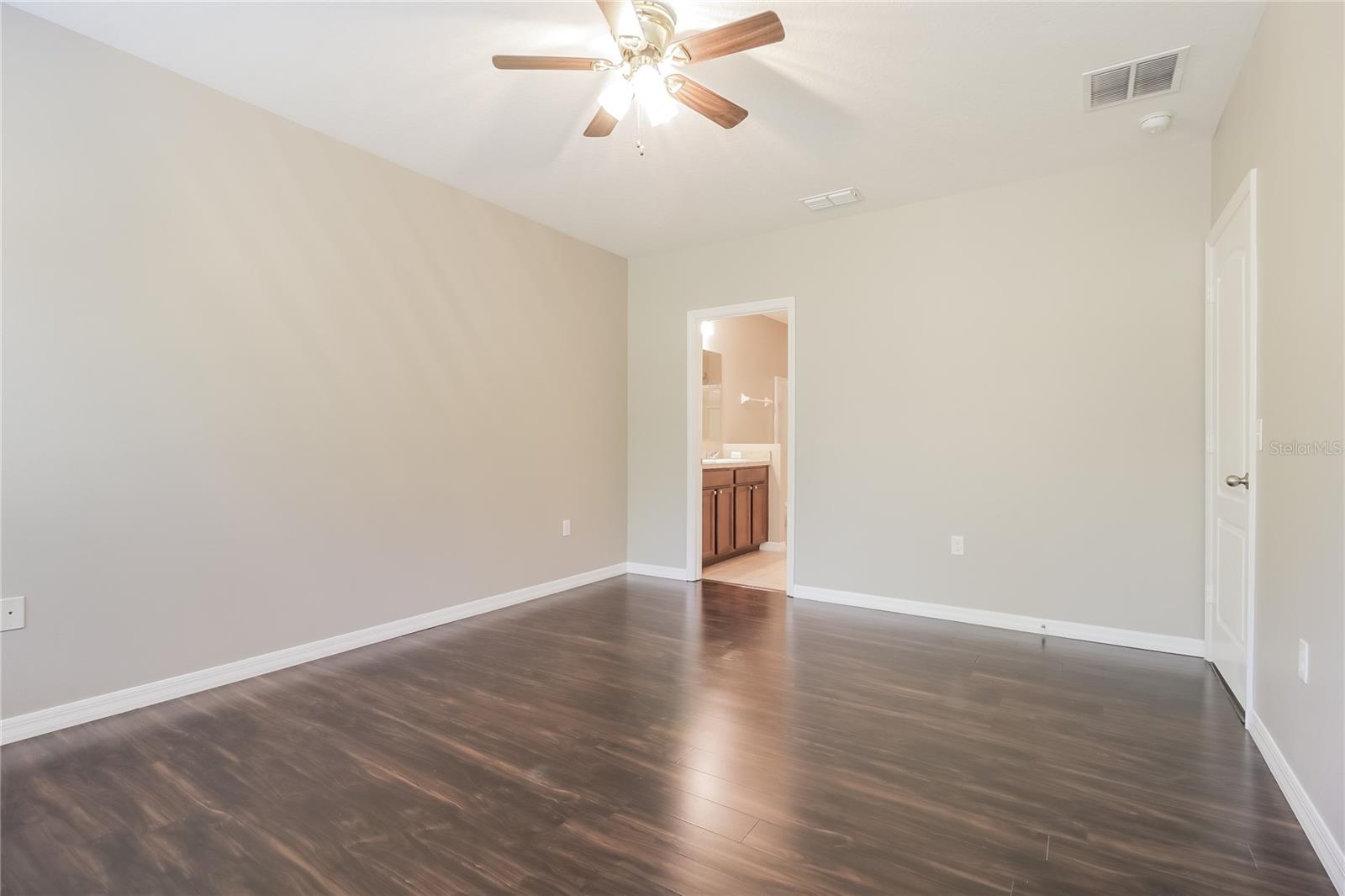 Image 9 of 16 For 4794 Ashurst Street