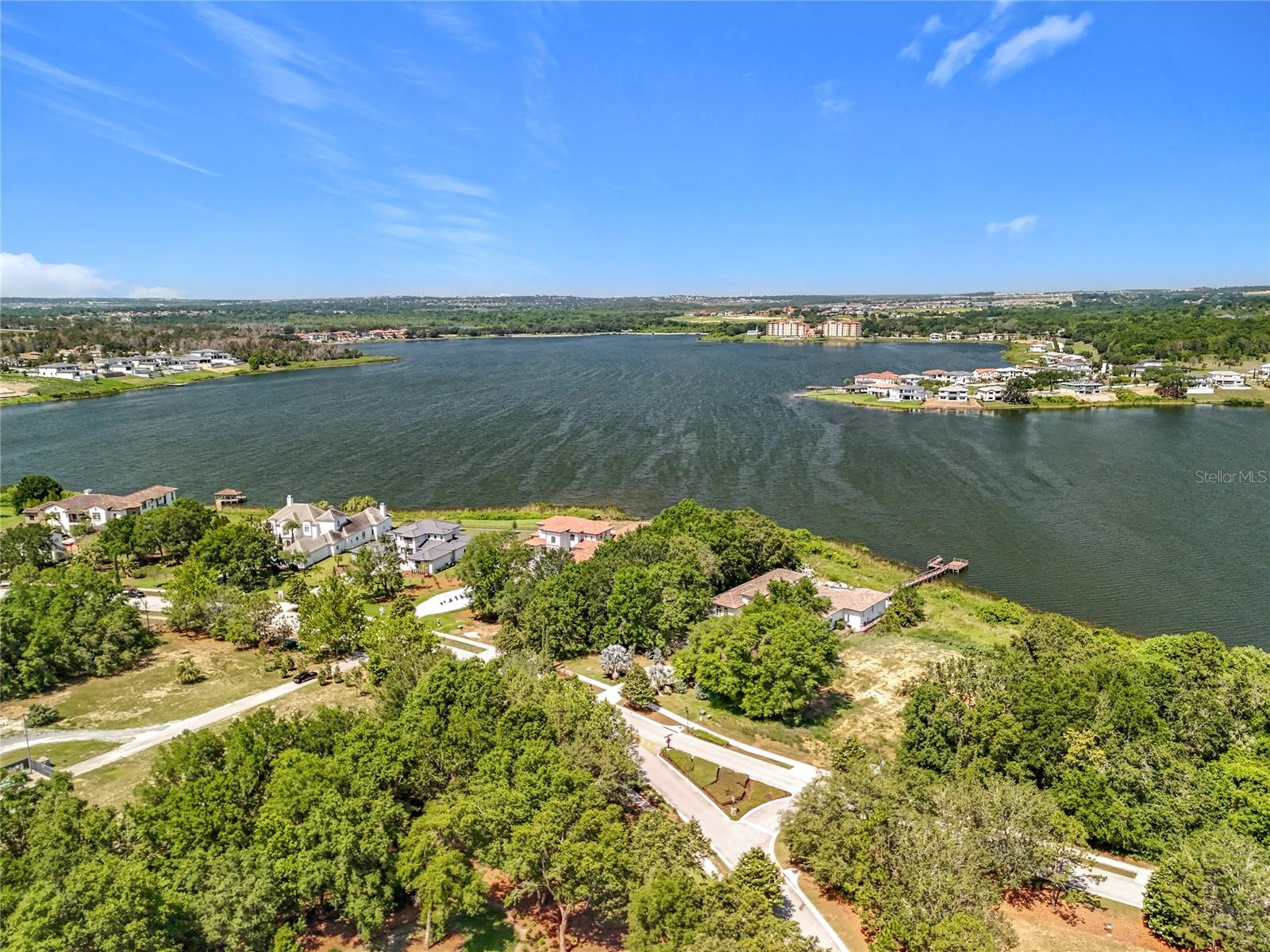 Image 18 of 23 For 15345 Pendio Drive