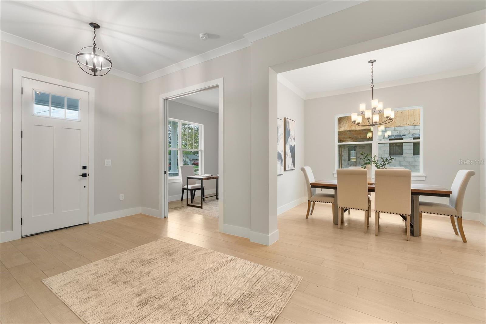 Image 3 of 33 For 3022 Peel Avenue