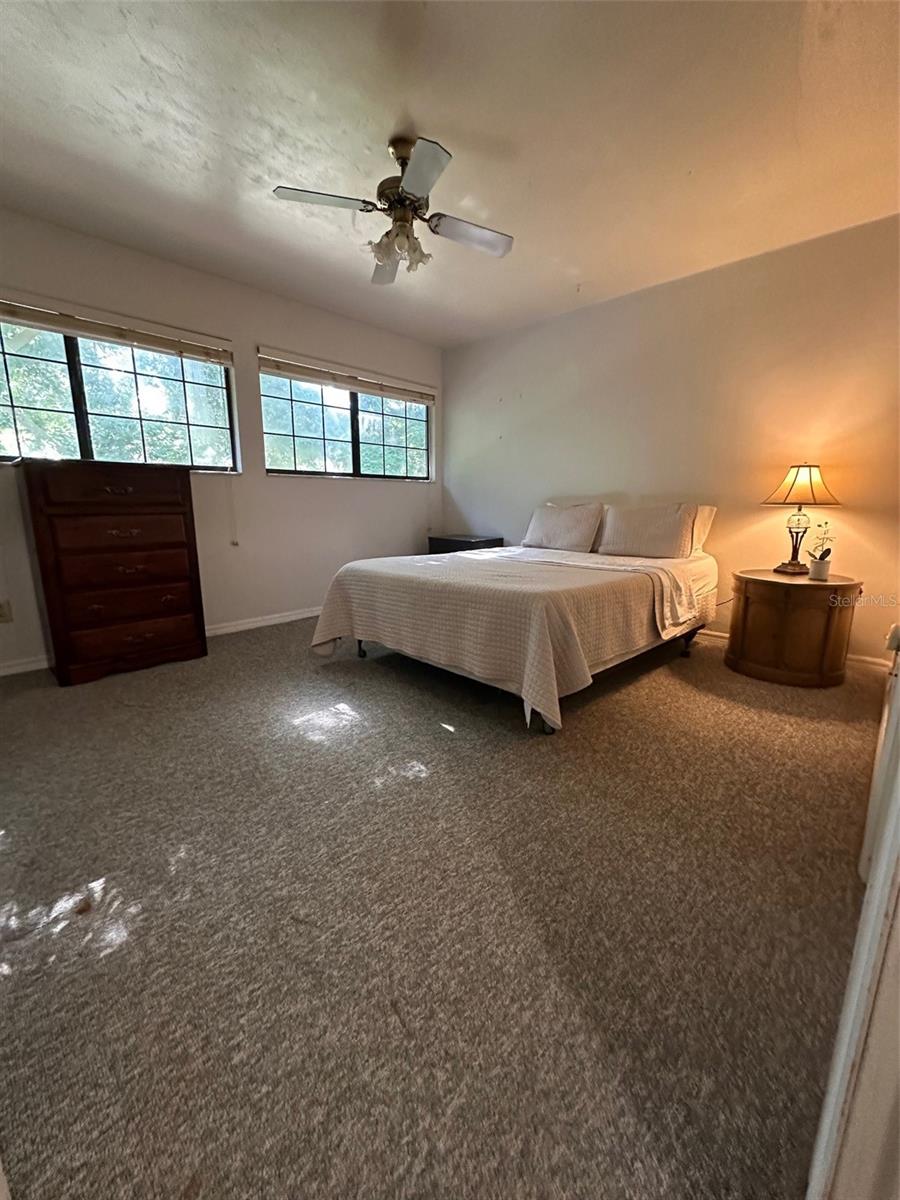 Image 31 of 60 For 900 62nd Boulevard H44