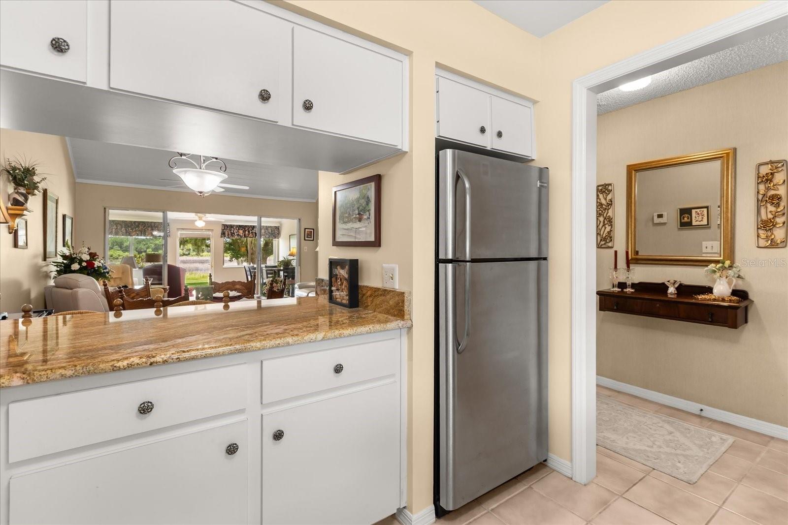 Image 5 of 34 For 1146 Villa Lane 101