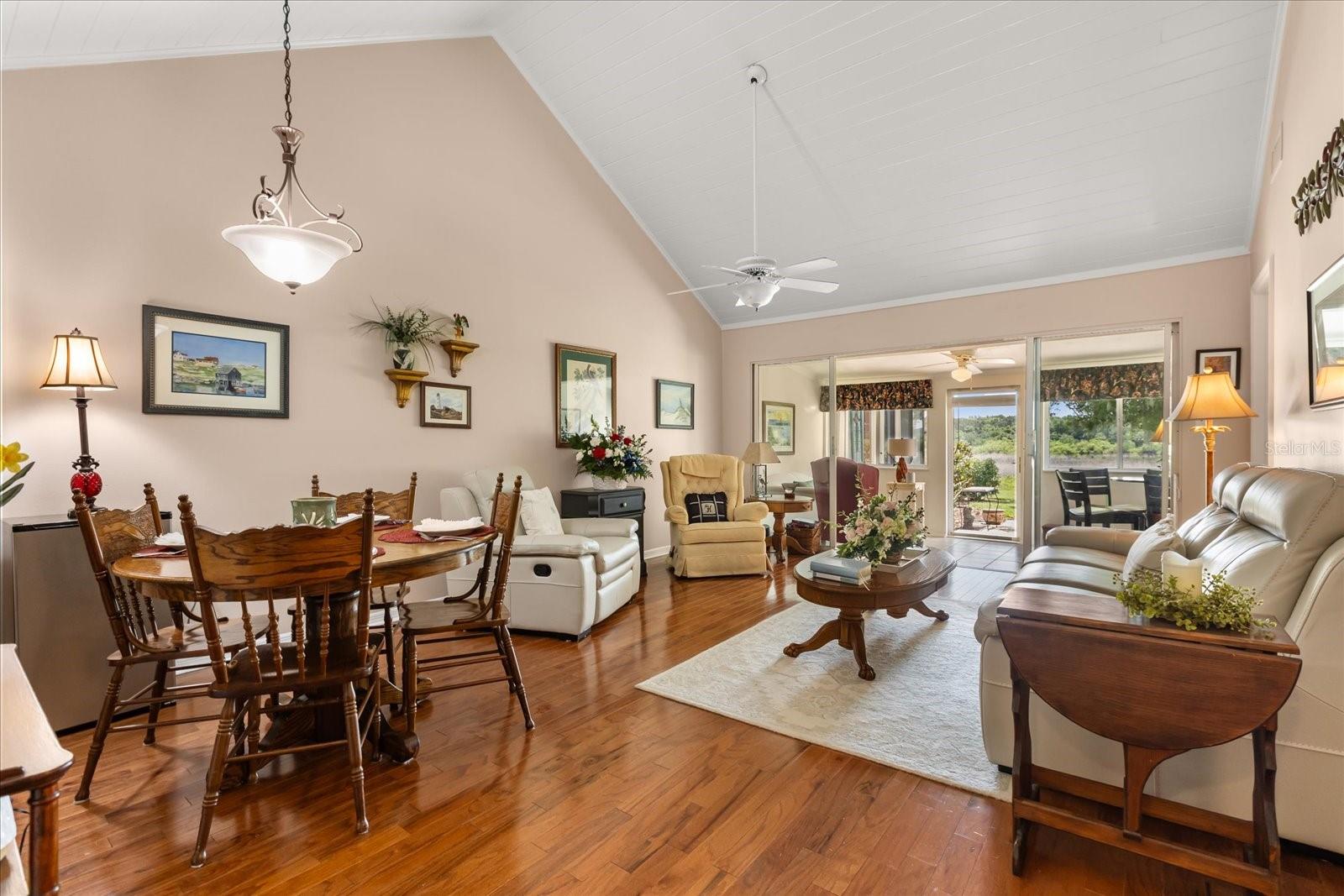 Image 8 of 34 For 1146 Villa Lane 101