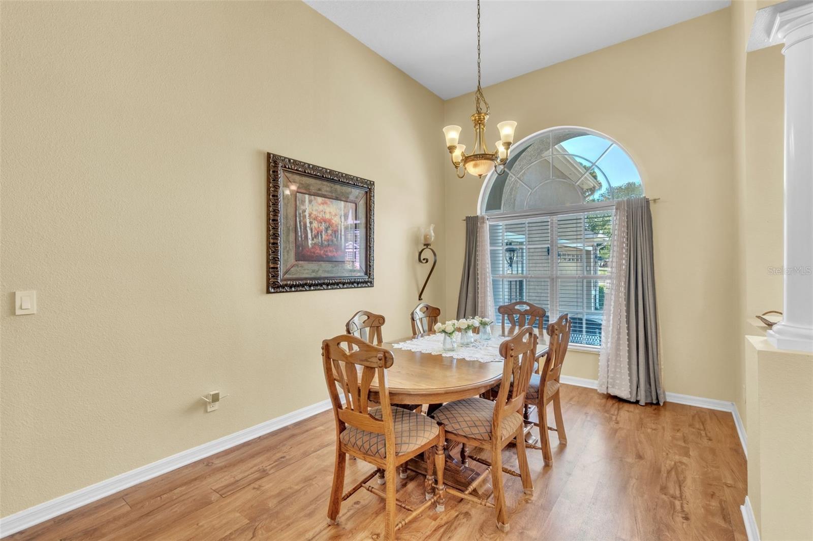 Image 10 of 65 For 1017 Parkside Pointe Boulevard