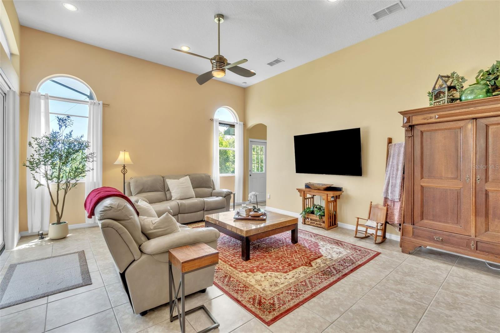 Image 15 of 65 For 1017 Parkside Pointe Boulevard