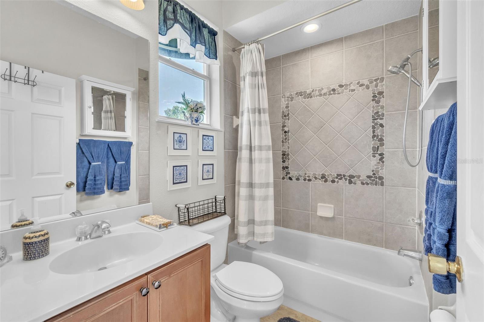 Image 38 of 65 For 1017 Parkside Pointe Boulevard