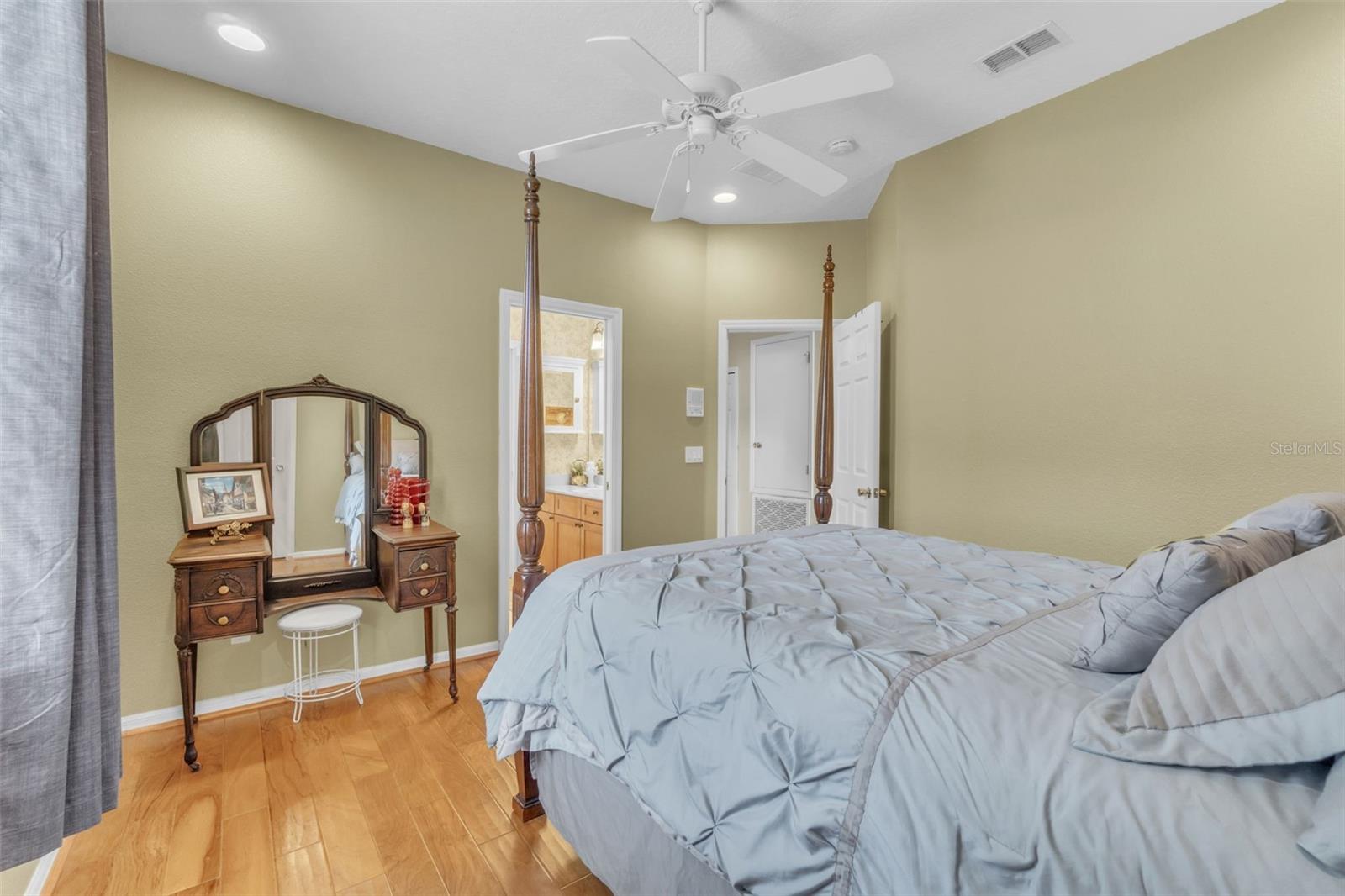 Image 41 of 65 For 1017 Parkside Pointe Boulevard