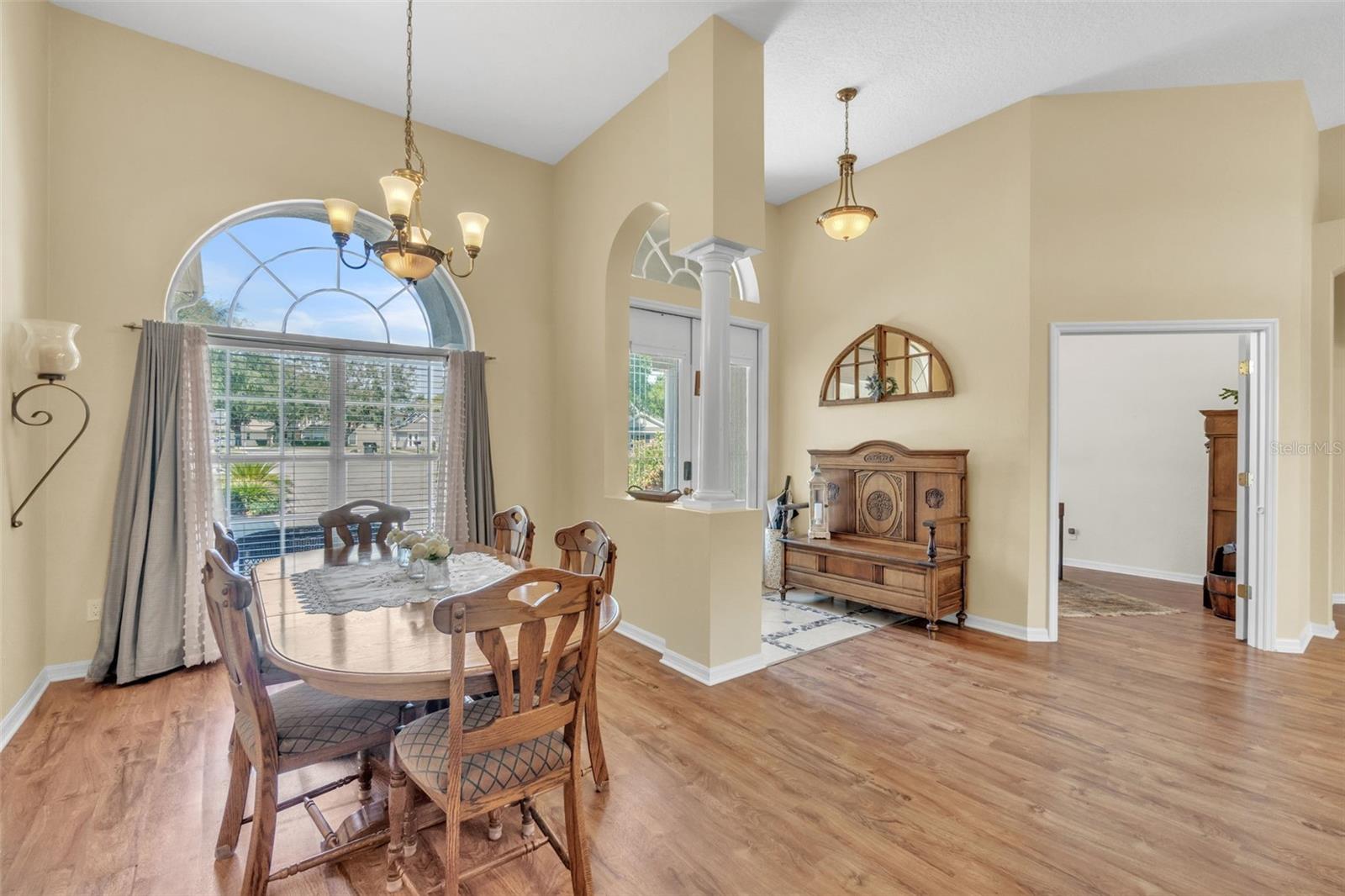 Image 9 of 65 For 1017 Parkside Pointe Boulevard