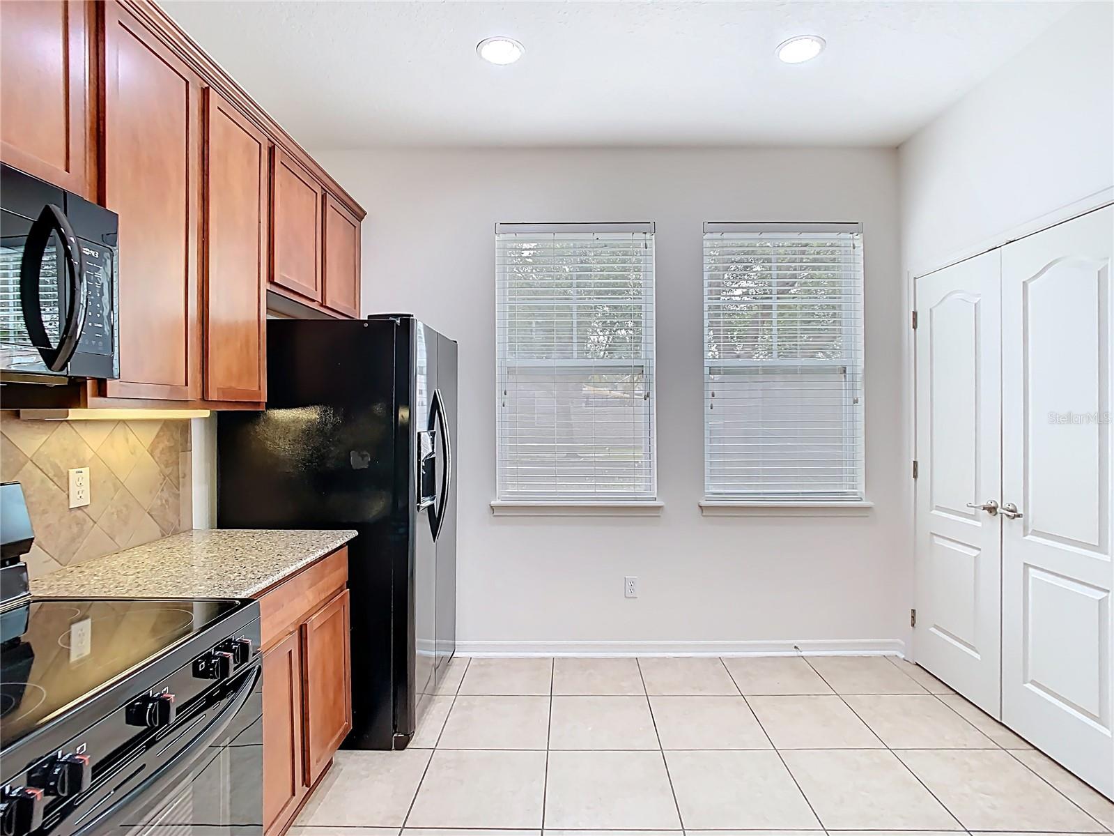 Image 11 of 61 For 7508 Bentonshire Avenue