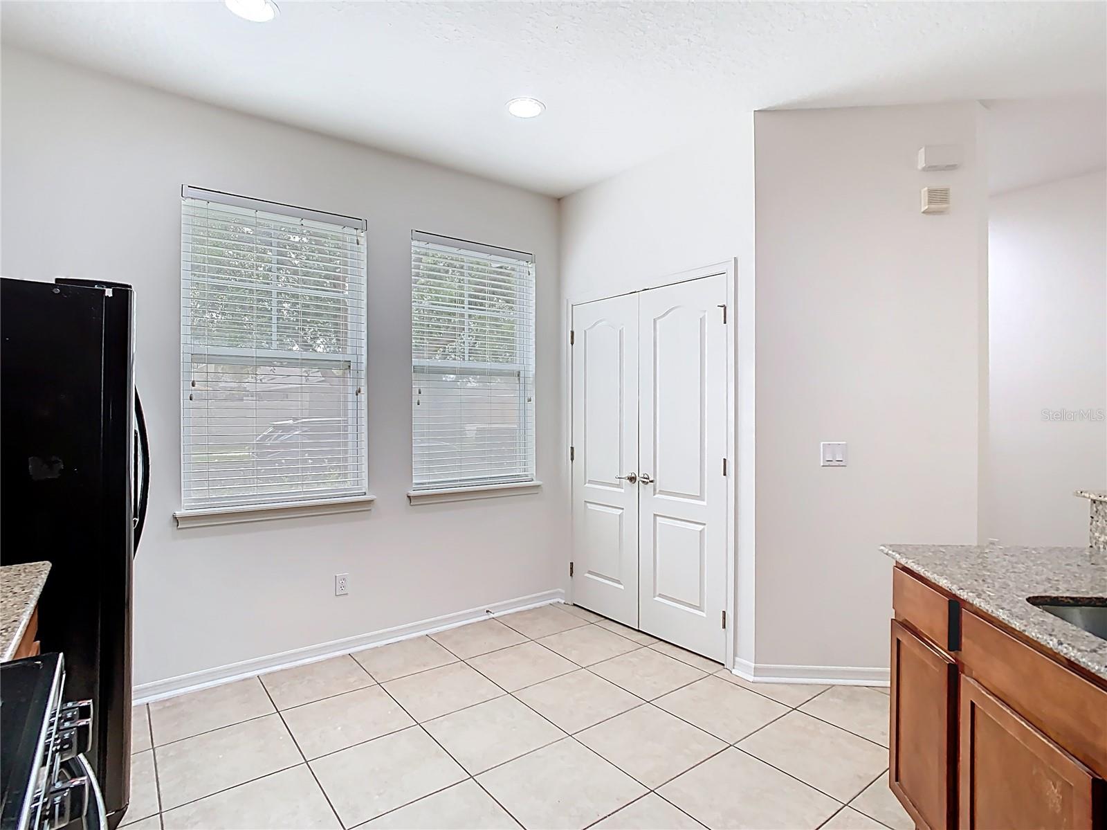 Image 12 of 61 For 7508 Bentonshire Avenue