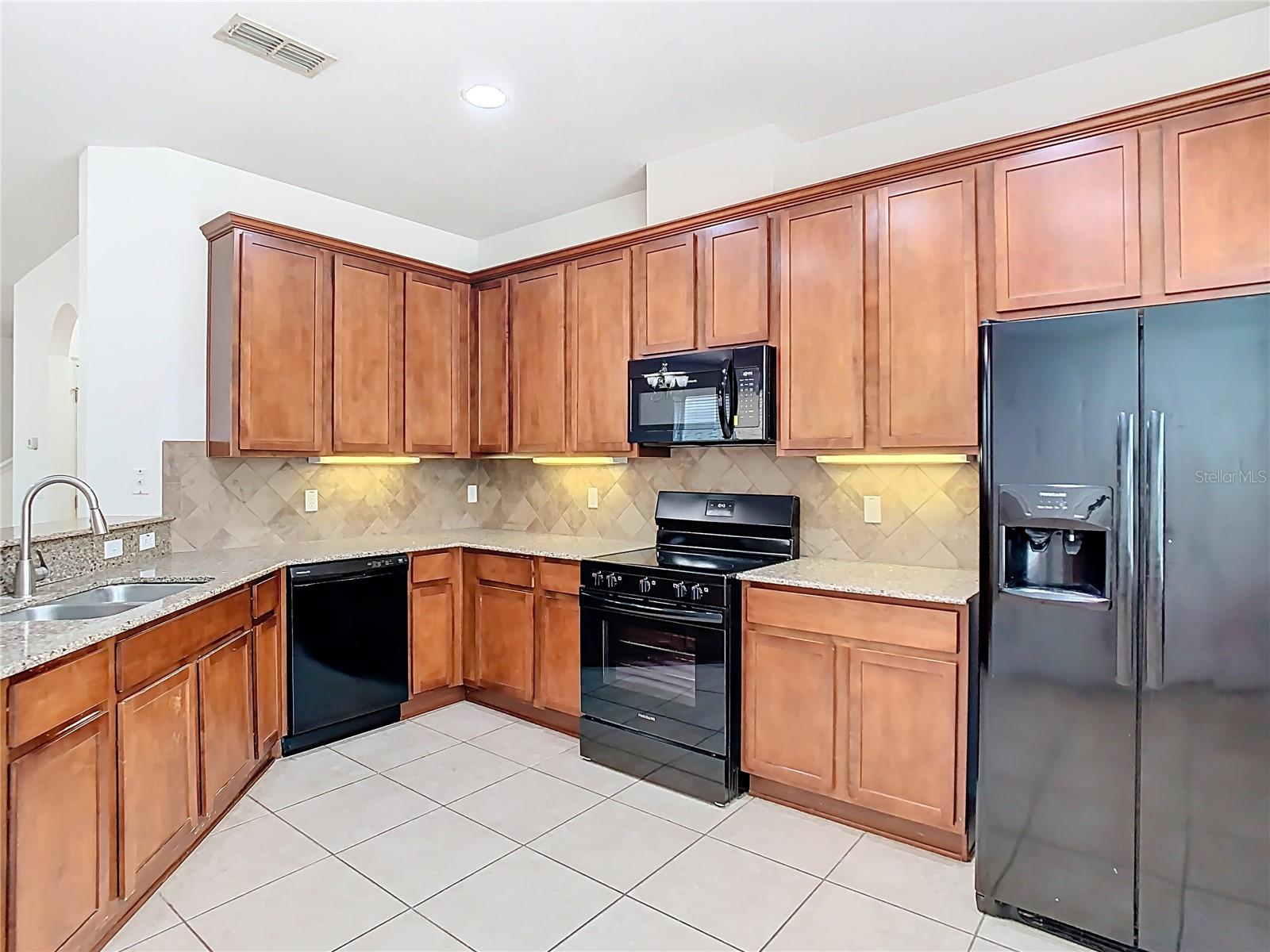 Image 14 of 61 For 7508 Bentonshire Avenue