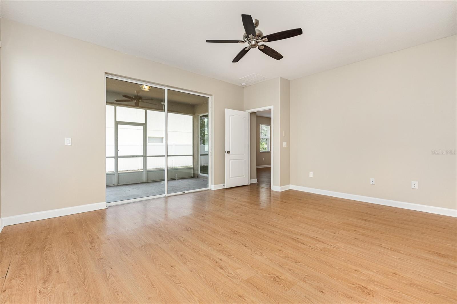 Image 15 of 27 For 11621 Ashton Field Avenue
