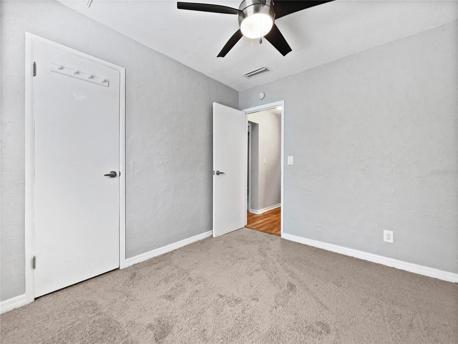 Image 13 of 28 For 5225 20th Street N