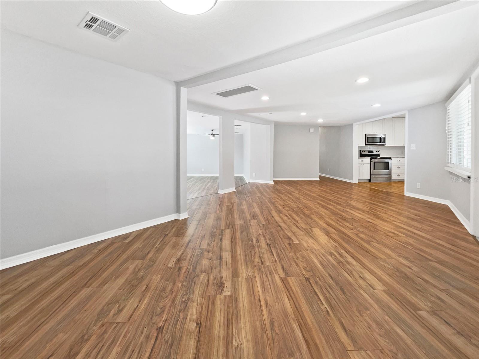 Image 24 of 28 For 5225 20th Street N
