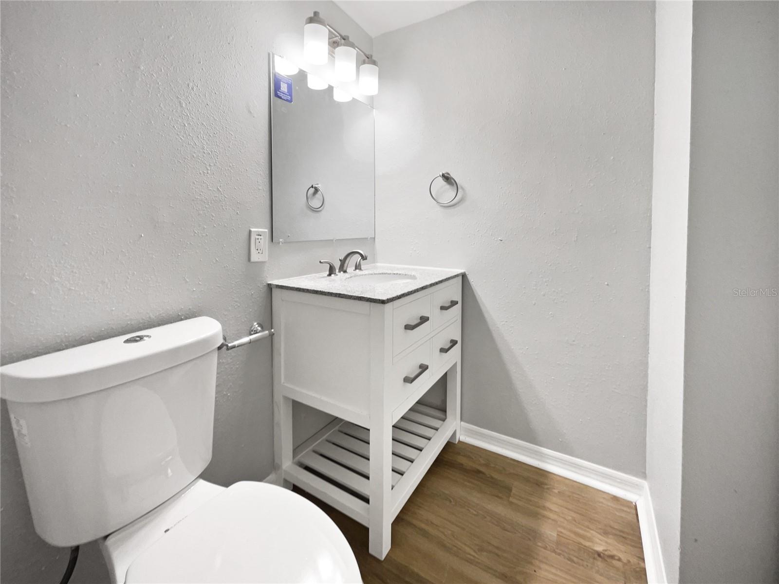 Image 34 of 52 For 5225 20th Street N