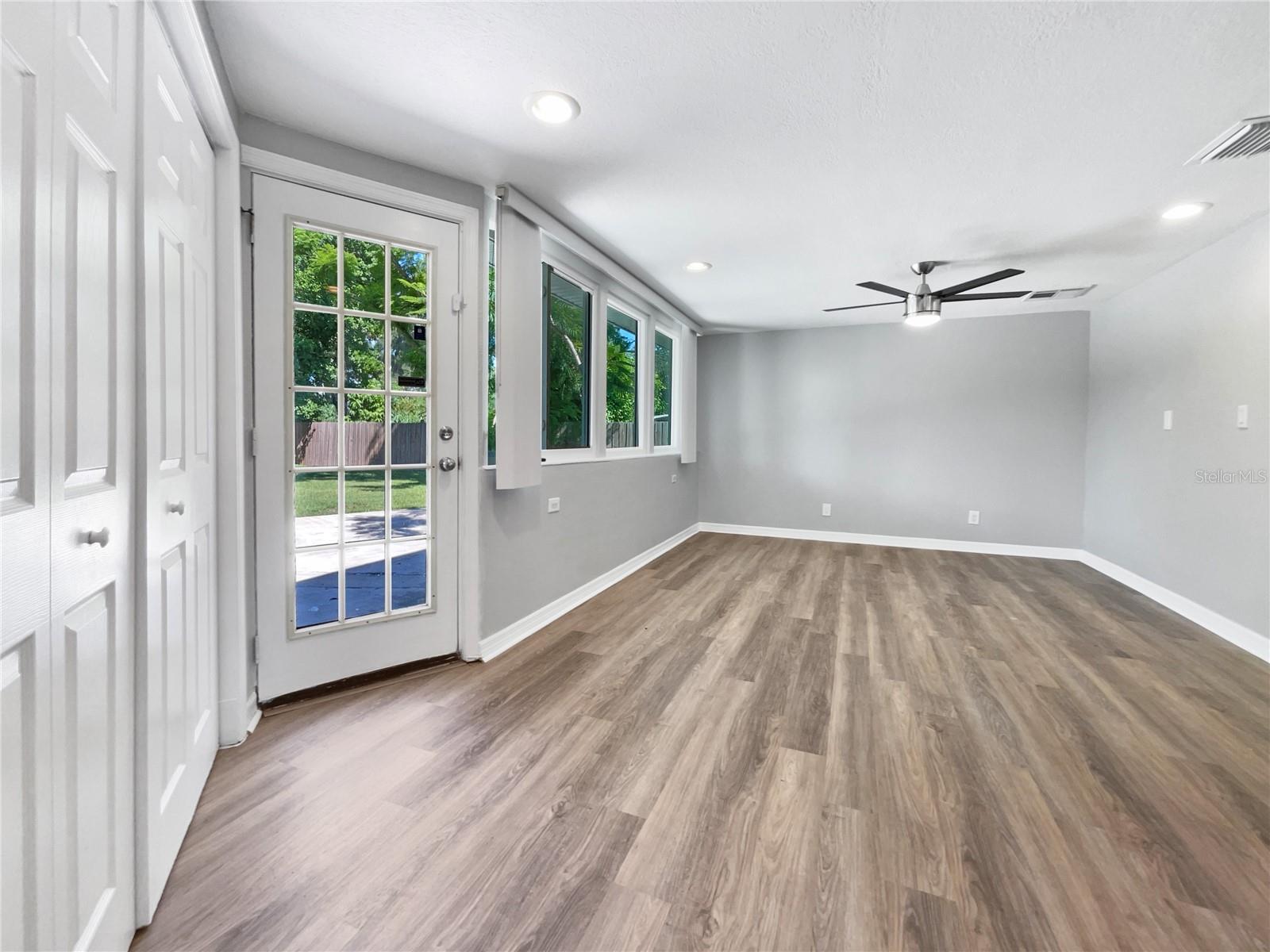 Image 40 of 52 For 5225 20th Street N