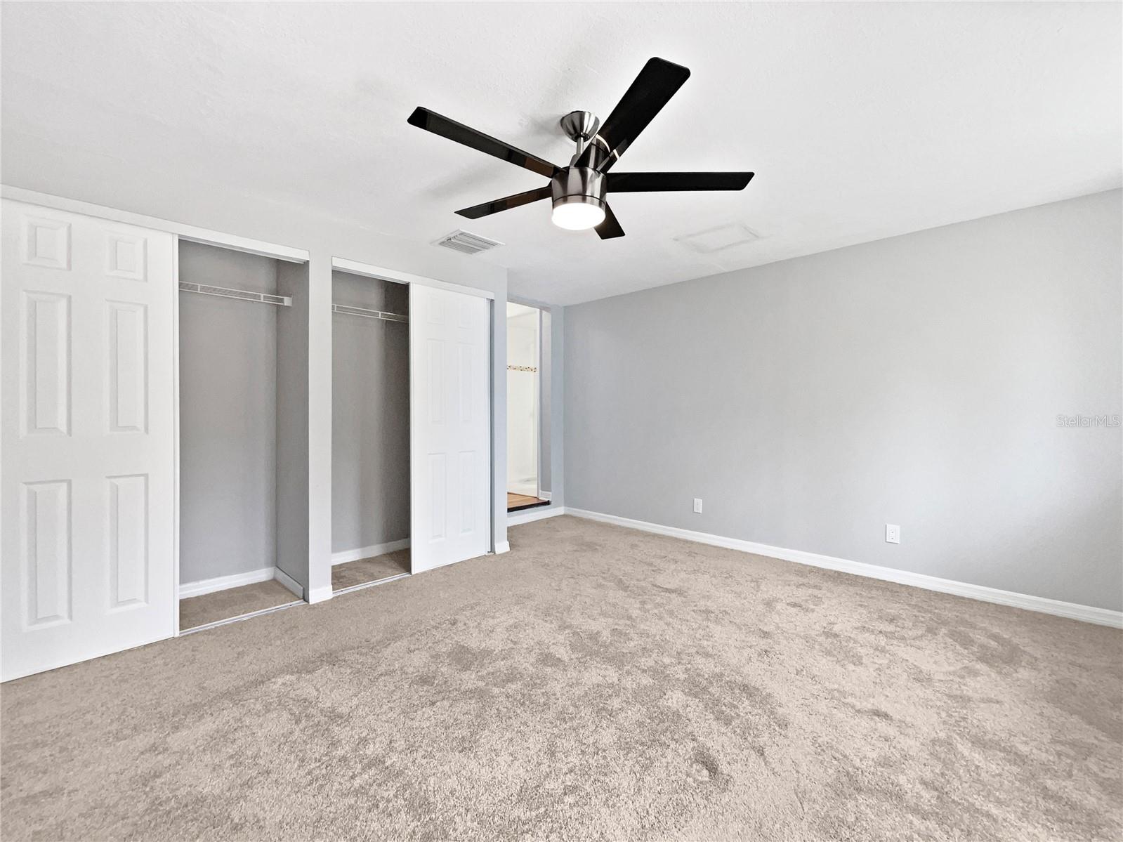 Image 5 of 28 For 5225 20th Street N