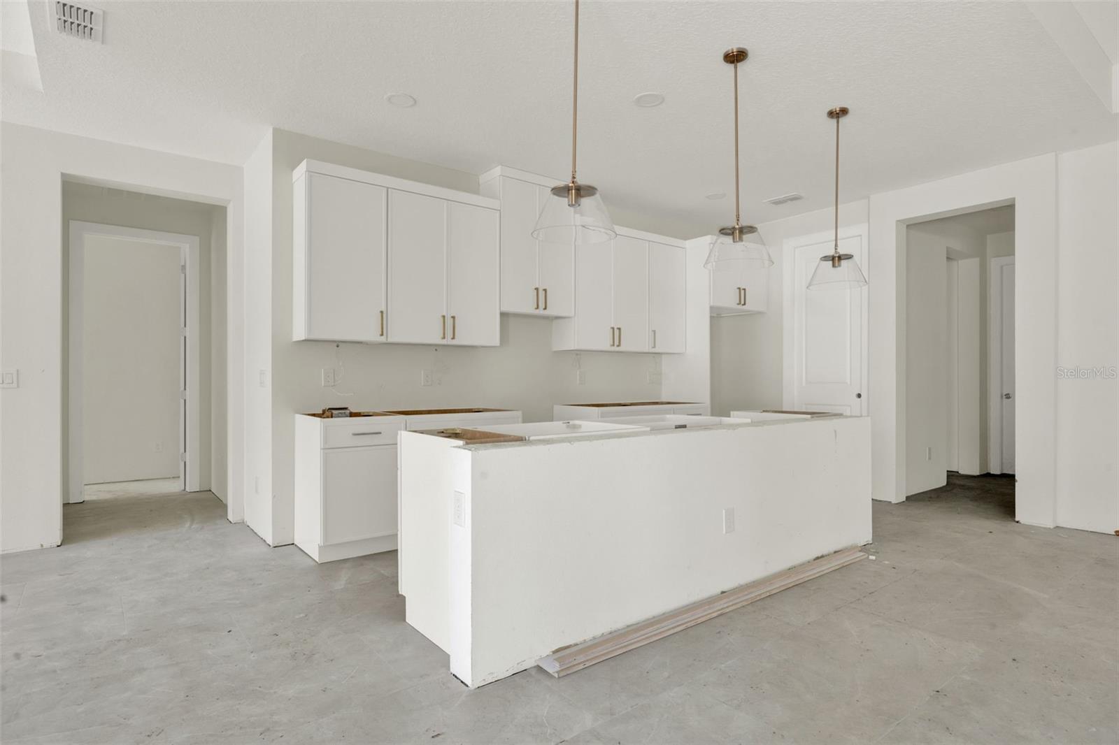 Image 3 of 11 For 9241 Eagles Perch Pl