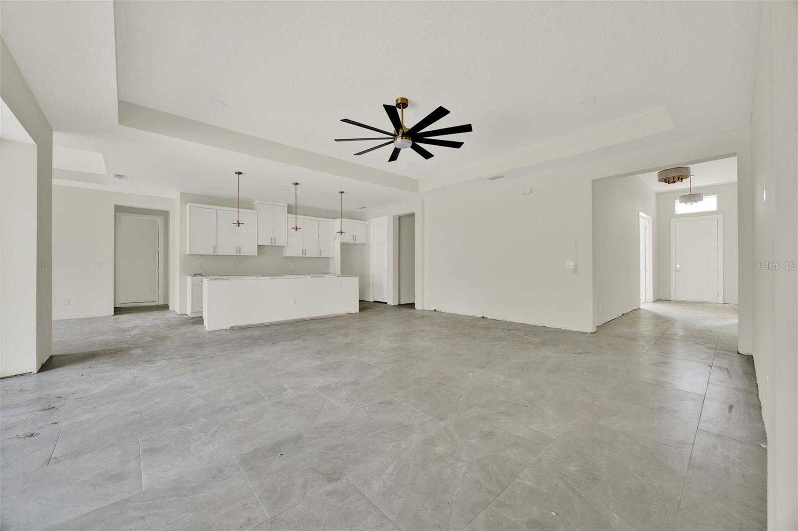 Image 5 of 11 For 9241 Eagles Perch Pl