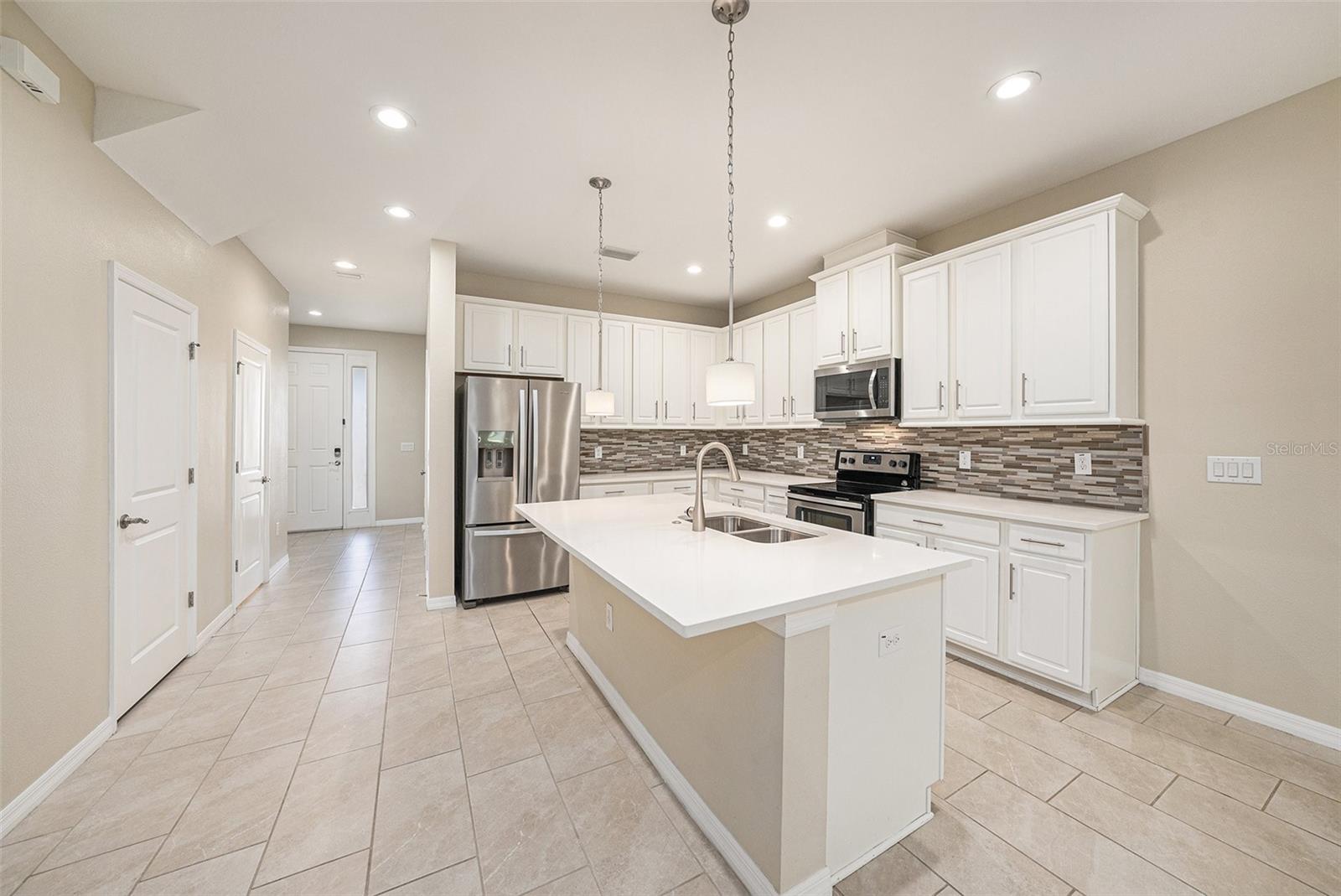 Image 5 of 16 For 6703 Citrus Creek Lane