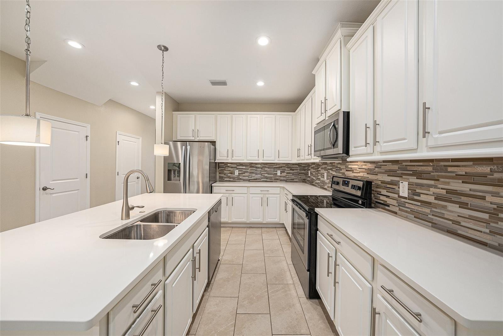 Image 6 of 16 For 6703 Citrus Creek Lane