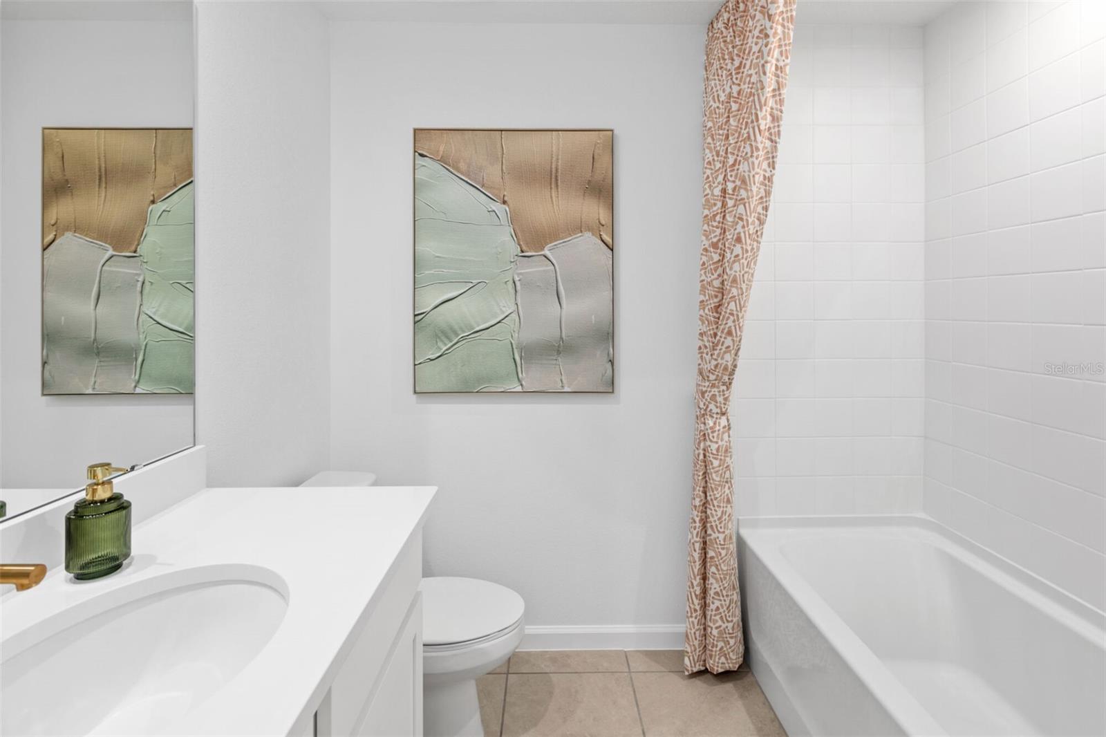 Image 18 of 20 For 1327 Tarflower Drive
