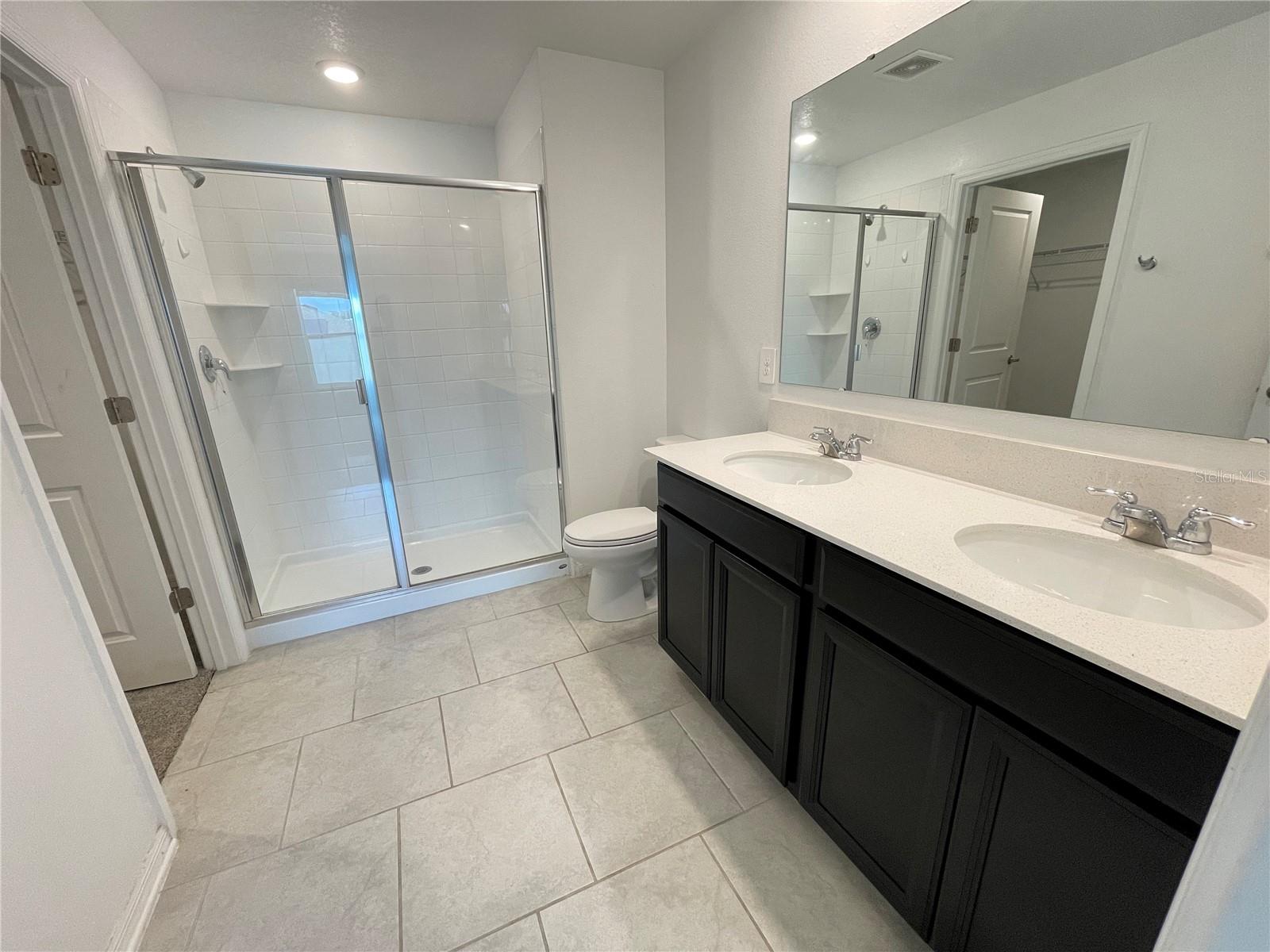 Image 19 of 28 For 831 Ofanto Way