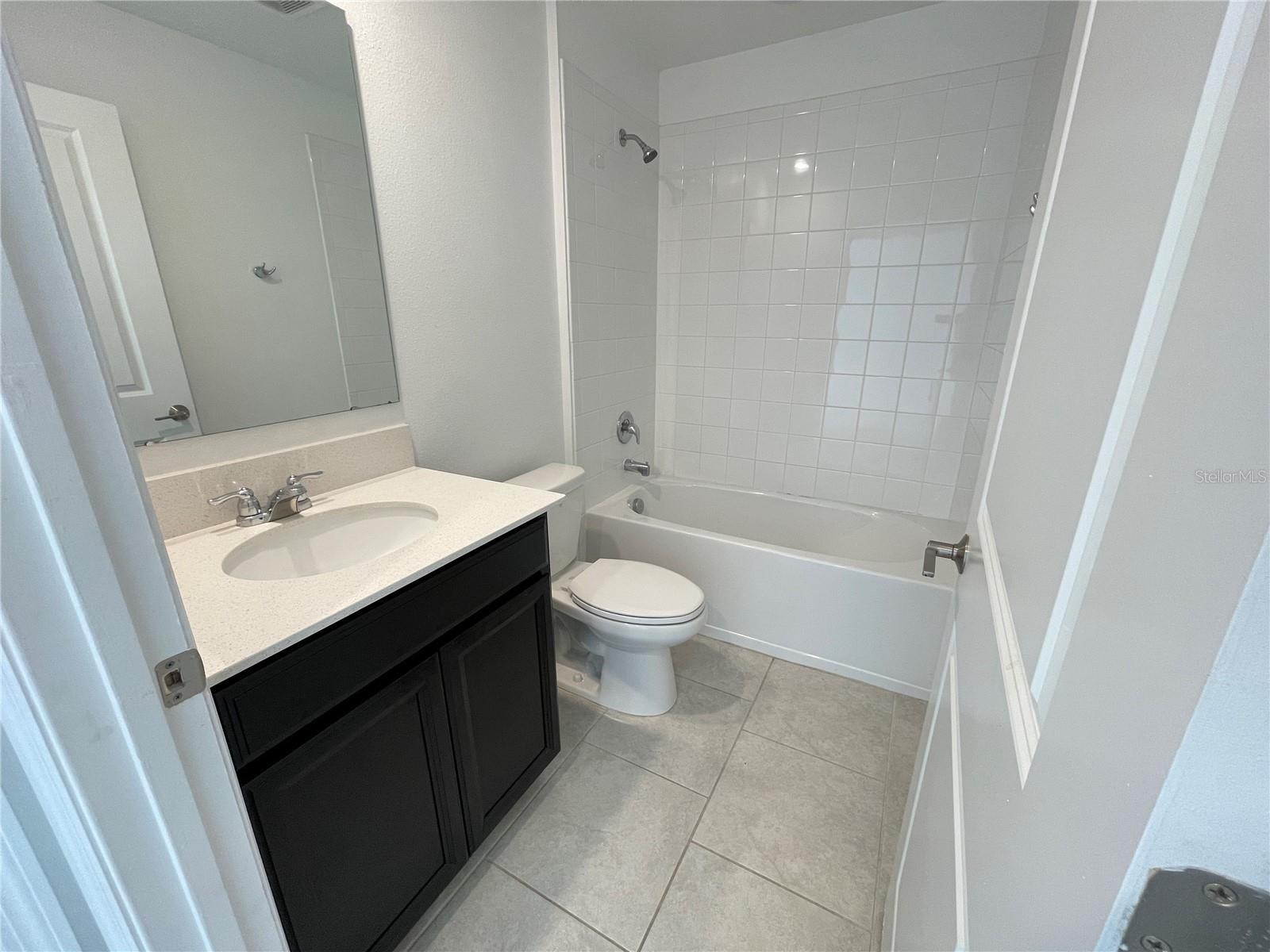 Image 23 of 28 For 831 Ofanto Way