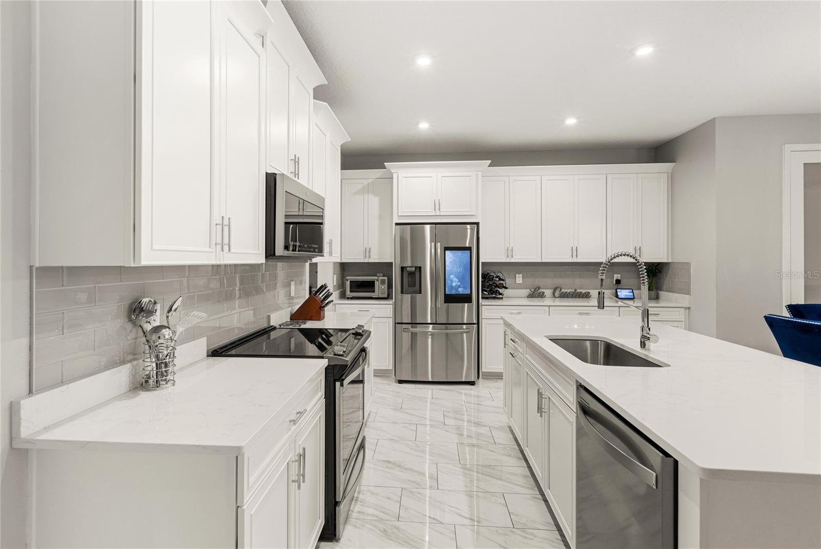 Image 11 of 36 For 15946 Marina Bay Drive