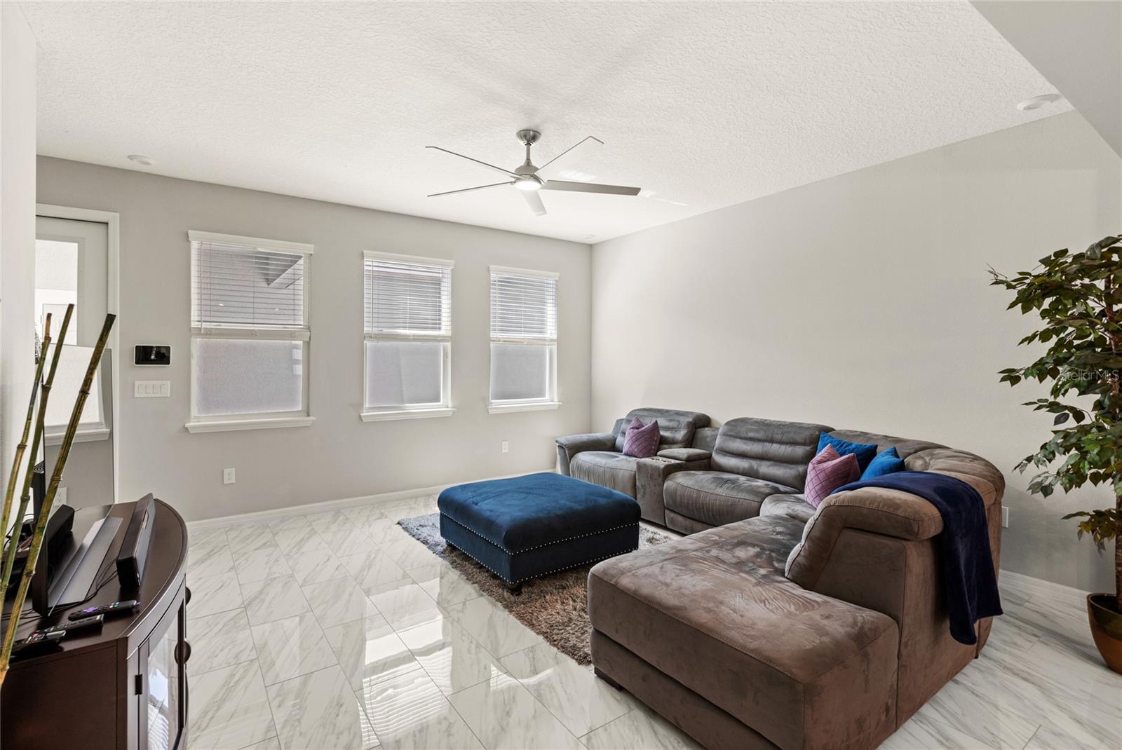 Image 14 of 36 For 15946 Marina Bay Drive