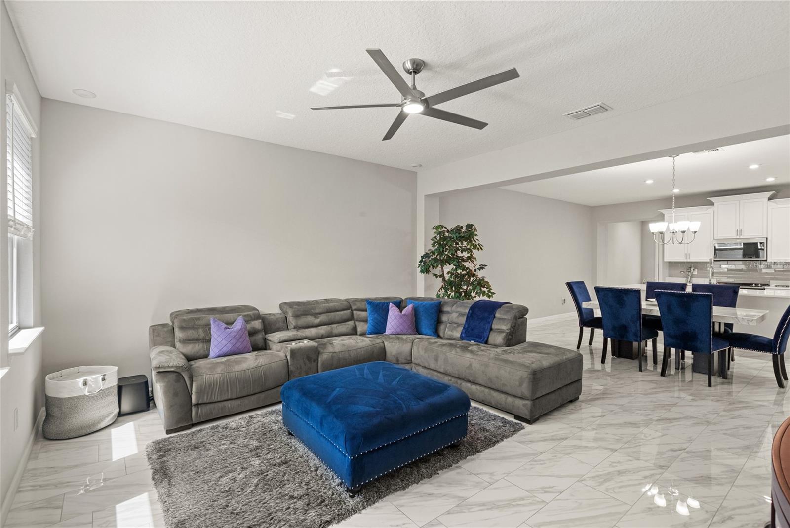 Image 17 of 36 For 15946 Marina Bay Drive