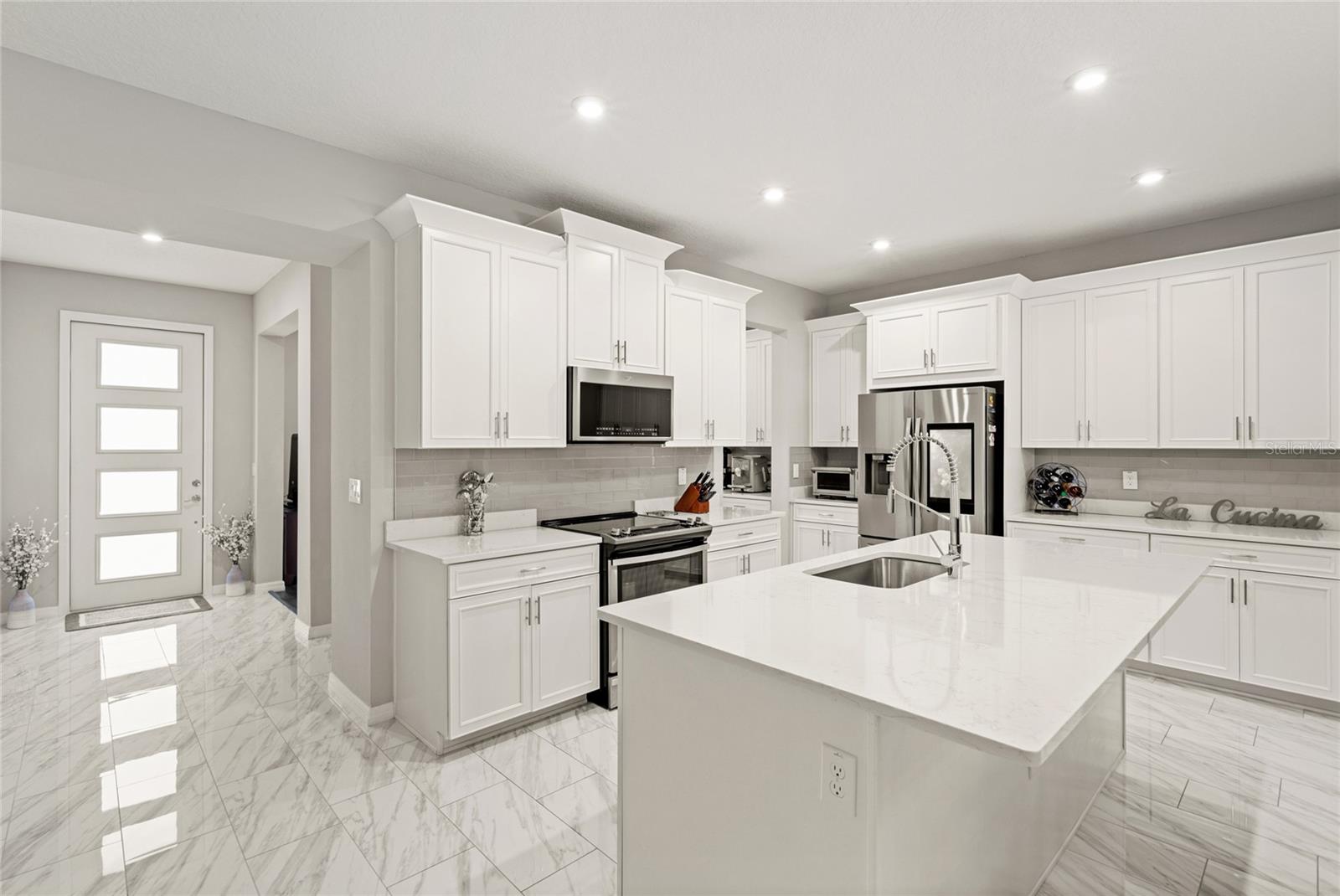 Image 9 of 36 For 15946 Marina Bay Drive
