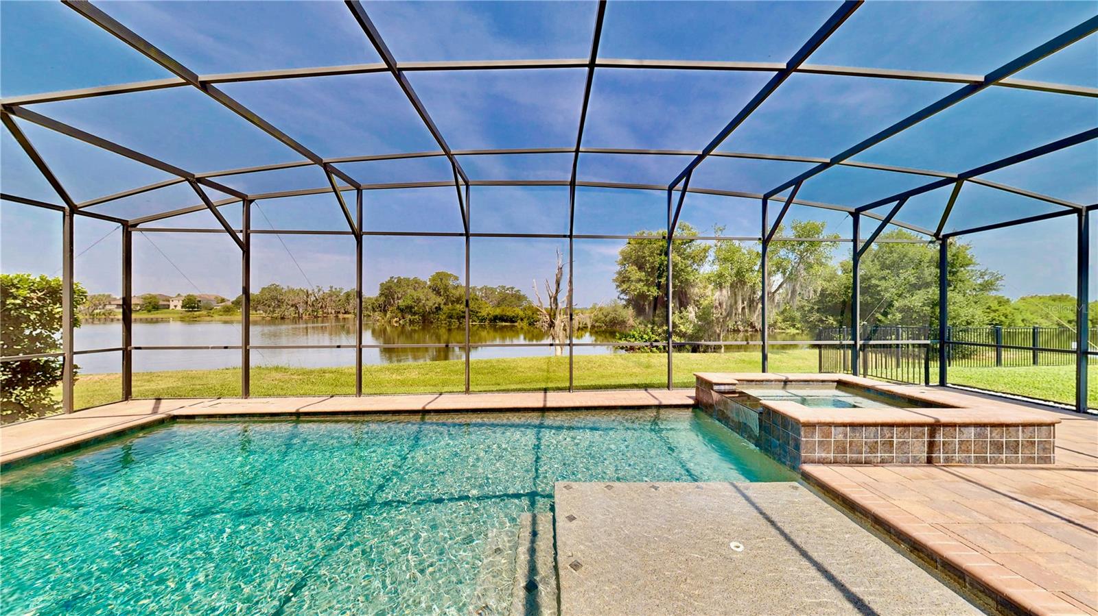 Image 4 of 66 For 15510 Lake Burnett Shore Court