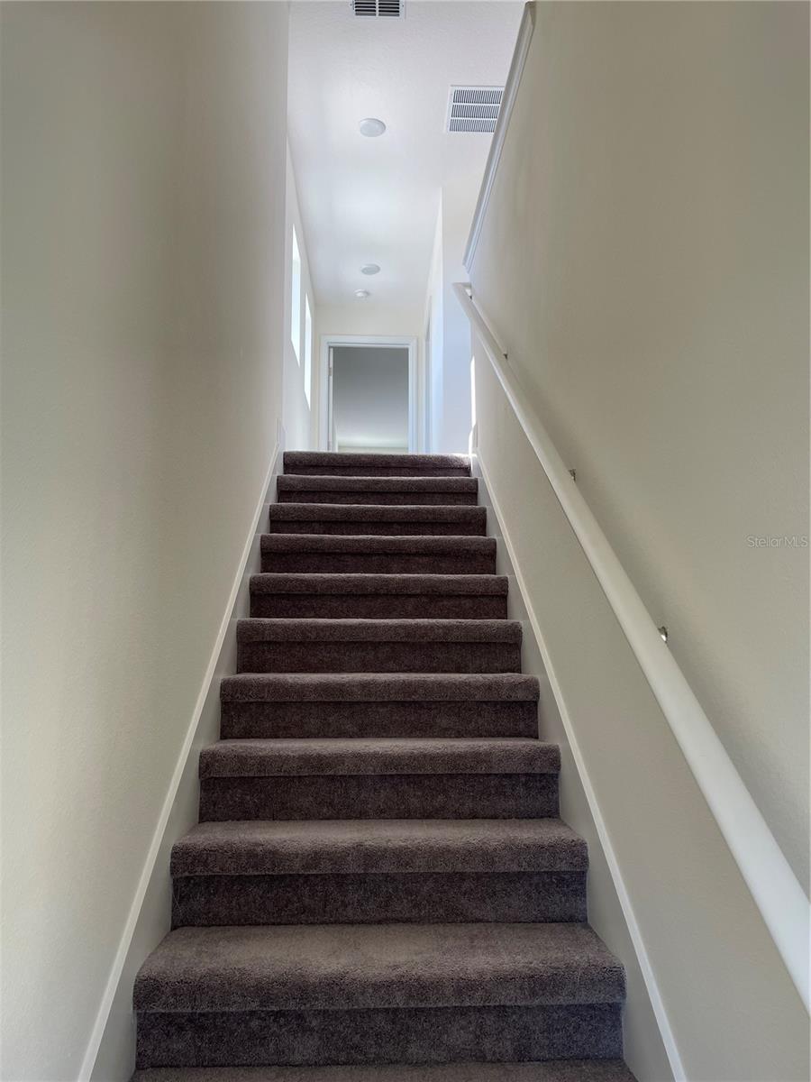 Image 10 of 20 For 181 Holly Village Drive