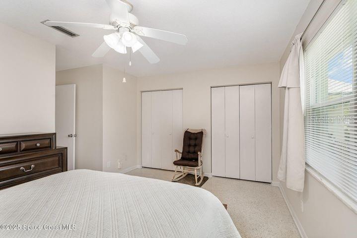 Image 20 of 27 For 285 Hickory Avenue