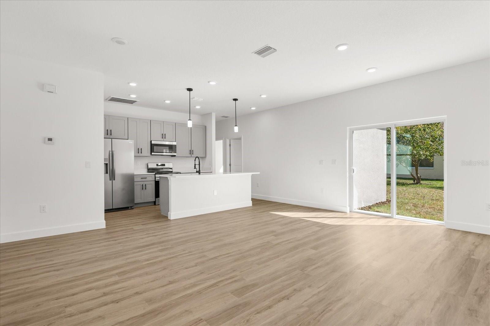 Image 4 of 30 For 441 Caraway Drive