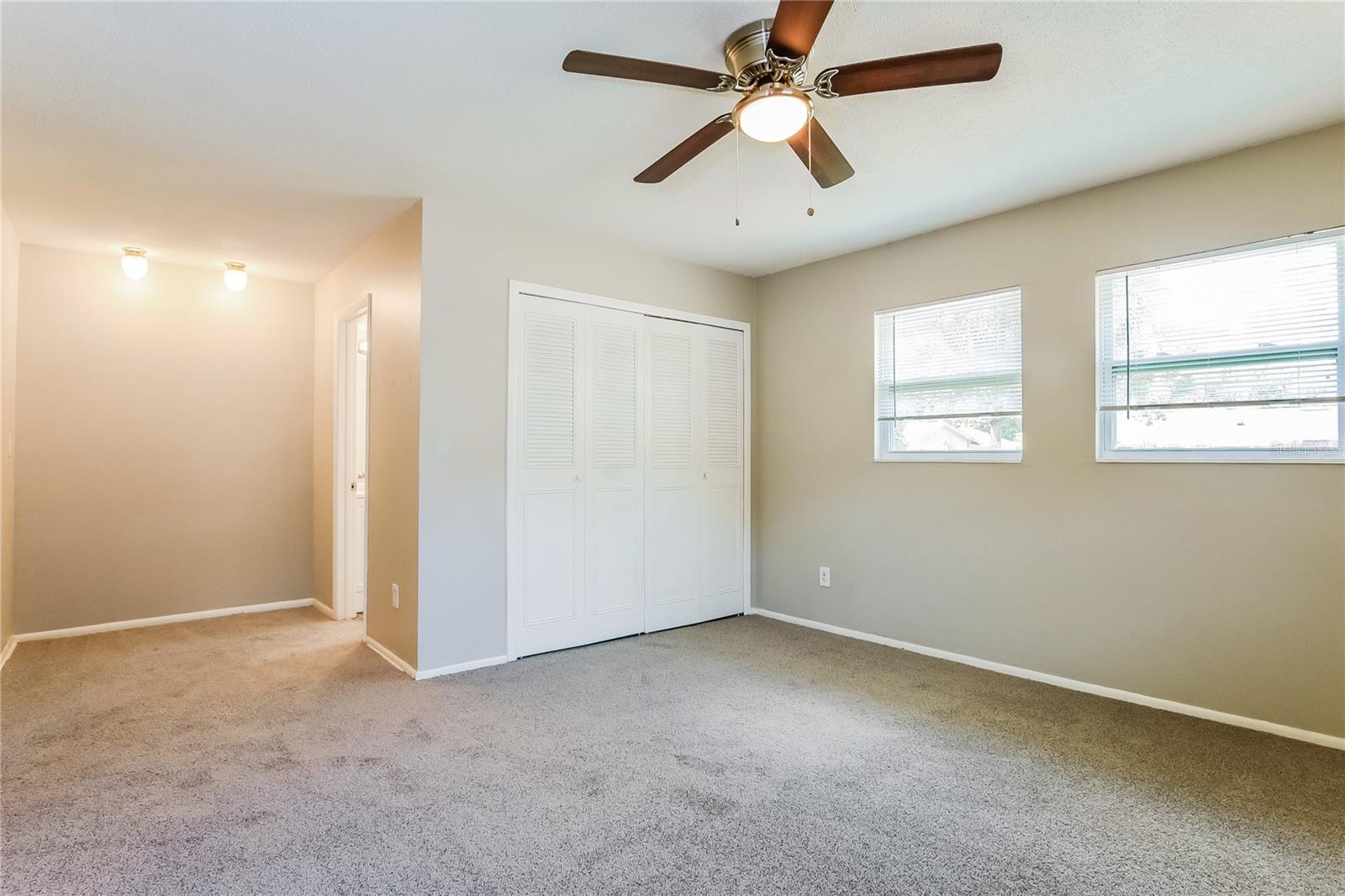 Image 9 of 16 For 1005 Park Drive